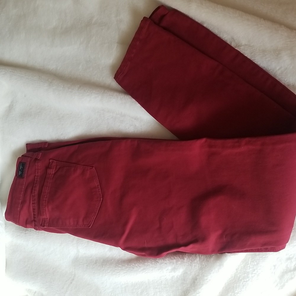 Ladies "Angry Rabbit " red Jean's E.U.C.